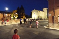 17-rue-village-eclairage_UrbanStudio