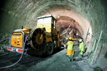 Les coûts prévisionnels de la LGV Lyon-Turin sont passés de 12 milliards d’euros en 2002 à près de 26 milliards aujourd’hui.