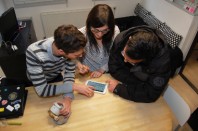 4 presentation au locataire de la tablette de suivi Crédit Photo LMH