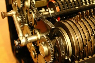 engrenage-machine-emploi-une