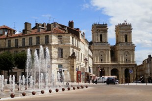 Le centre-ville d'Auch, dans le Gers.