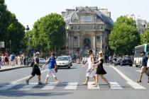 Place_Saint-Michel_pietons