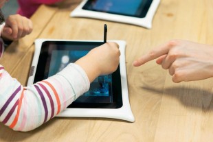 Plan Numérique pour l’Éducation : favoriser l’utilisation des tablettes en milieu scolaire