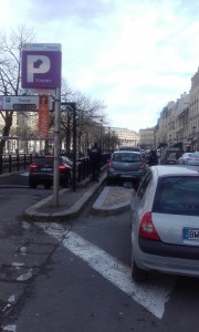 Complémentarité des stationnements de voirie et d’ouvrage.