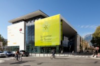 Batiment_credits_Maud38C