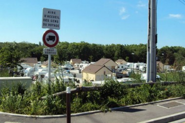 Gens du voyage et collectivités : des relations toujours complexes