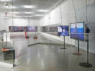 380 Numerique Exposition coworkers MAM Paris cr JP Dalbera CC BY 2