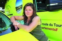 Justine Cannesan_agente voirie Tour de France