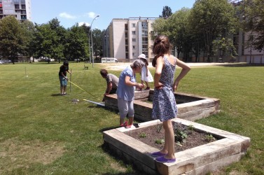 Un jardin mobile intergénérationnel dans le quartier de