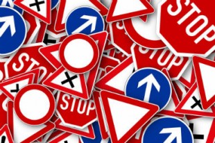 panneau signaletique route code