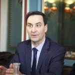 pintre-stephane-table-ronde-FPT