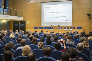 TABLE RONDE Taxe d’habitation, contractualisation de baisse des dépenses publiques locales : quid de l'autonomie fiscale et financière des collectivités ? 
10h20 – 11h15
Jean-Pierre
BALLIGAND, COPRÉSIDENT institu de la decentralisation, Philippe DALLIER, SENATEUR de Seine Saint-Denis, Fabien TASTET, AATF.