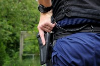 Police municipale 3 Armement pistolet Smith and Wesson SP38.