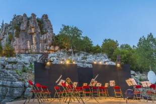 Spectacle musique plein air 600X400 AdobeStock_88743305 Foto Feats