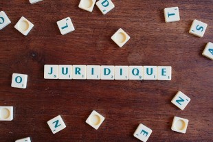 Juridique - Une