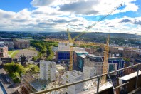 construction_chantier_grue_batiment_AdobeStock_188851267