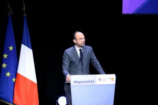 edouard-philippe-congres-regions-2018