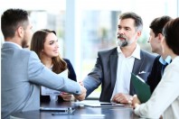 Reunion_AdobeStock_65774279