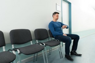 salle-attente-attendre-retard-patienter