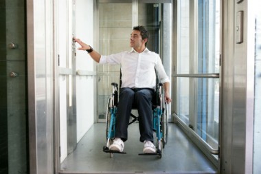 handicap-fauteuil-ascenseur