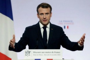 E. Macron aux maires 2111