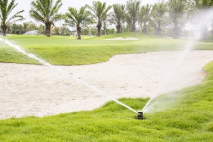 golf_arrosage_irrigation_AdobeStock_90594393