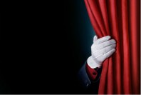 Kurt Kleemann-AdobeStock-spectacle-theatre-UNE