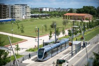 30 % des futurs logements seront construits dans les communes de la première couronne de la métropole toulousaine, mais à proximité des transports et services comme ici dans ZAC Andromède à Blagnac.