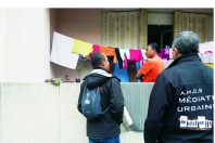 Les équipes d’adultes relais de la médiation sociale urbaine, formées, croient en leur capacité à montrer que les habitants ne sont pas seuls.