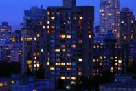 immeuble-nuit-colonnes-montantes