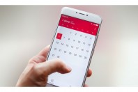 agenda smartphone-dmitry_kadakov -AdobeStock_136857654-UNE