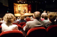 380 X 250  Ricardo CC BY 2 - UNE