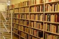 380 X 253 Bibliotheque Fourche a Clamart - UNE