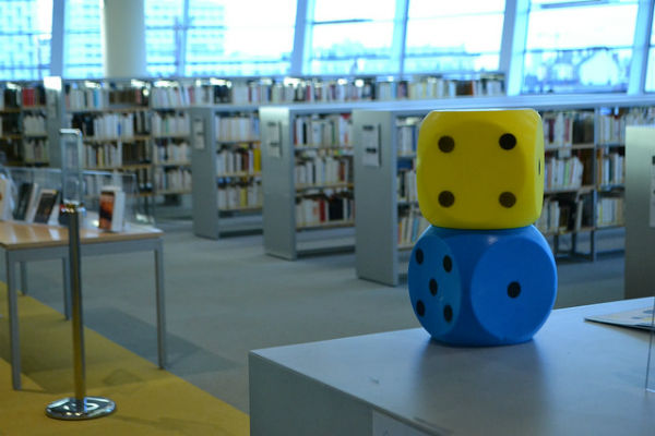 Bibliothèque des Champs libres, à Rennes, Cycle « A vous de jouer », janvier 2014, CC BY SA 2.0   