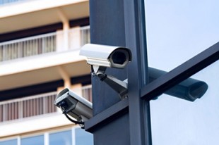 Caméra de surveillance en ville