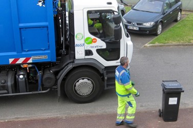 Collecte des déchets par les éboueurs
