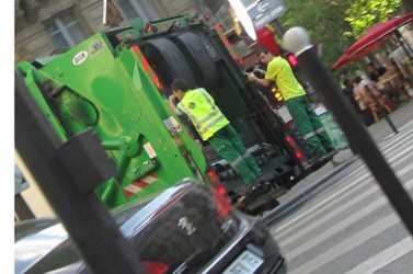 collecte éboueurs en ville