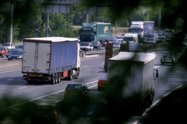 Embouteillage, voitures, camions