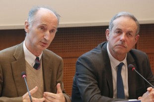 Jean-Luc de Boissieu, président de SMACL Assurances, et Alain Gianazza, président général de la MNT, lors de la conférence du 7 janvier.