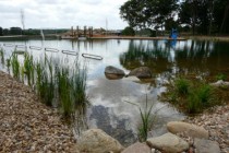 Photo 4 - Baignade naturelle de Loches bassin ceinturé par 100 m2 d'un filtre en sable et pouzzolane et planté @ Frédéric Ville