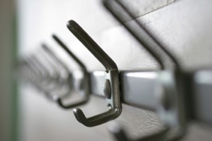 Porte manteaux en collectivité