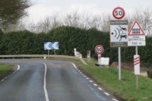 Radar signaletique route