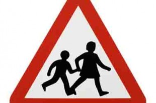 Panneau de signalisation école
