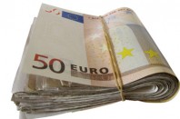 liasse de billets de 50 euros