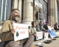 Manifestation de Médecins du Monde le 20 octobre 2011 après la publication de l'arrêté anti-mendicité