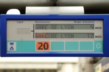 page13d_panneau_temps_attente_bus