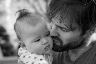 pere-enfant-bebe-UNE