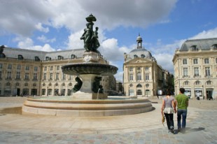 place_bordeaux-3-graces