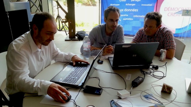 De gauche à droite, Brice Person, Samuel Julien et Daniel Coissard au "territoire camp"